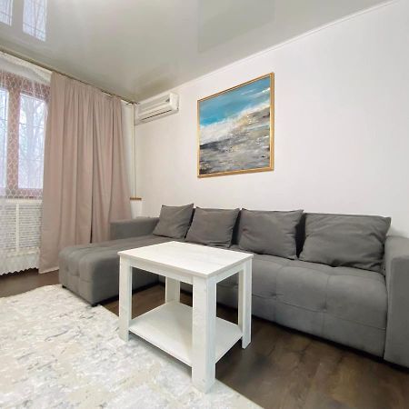 Comfortable Apartment, Samal 2 Almaty Esterno foto